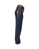 CALÇA JEANS COM DETALHE EM COURO