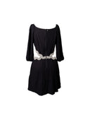 VESTIDO CURTO PRETO COM DETALHE BORDADO