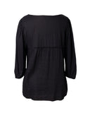 BLUSA PRETA COM BORDADOS FLORAIS