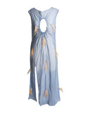 VESTIDO LONGO AZUL COM PENAS