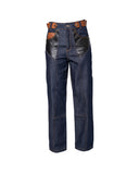 CALÇA JEANS COM DETALHE EM COURO